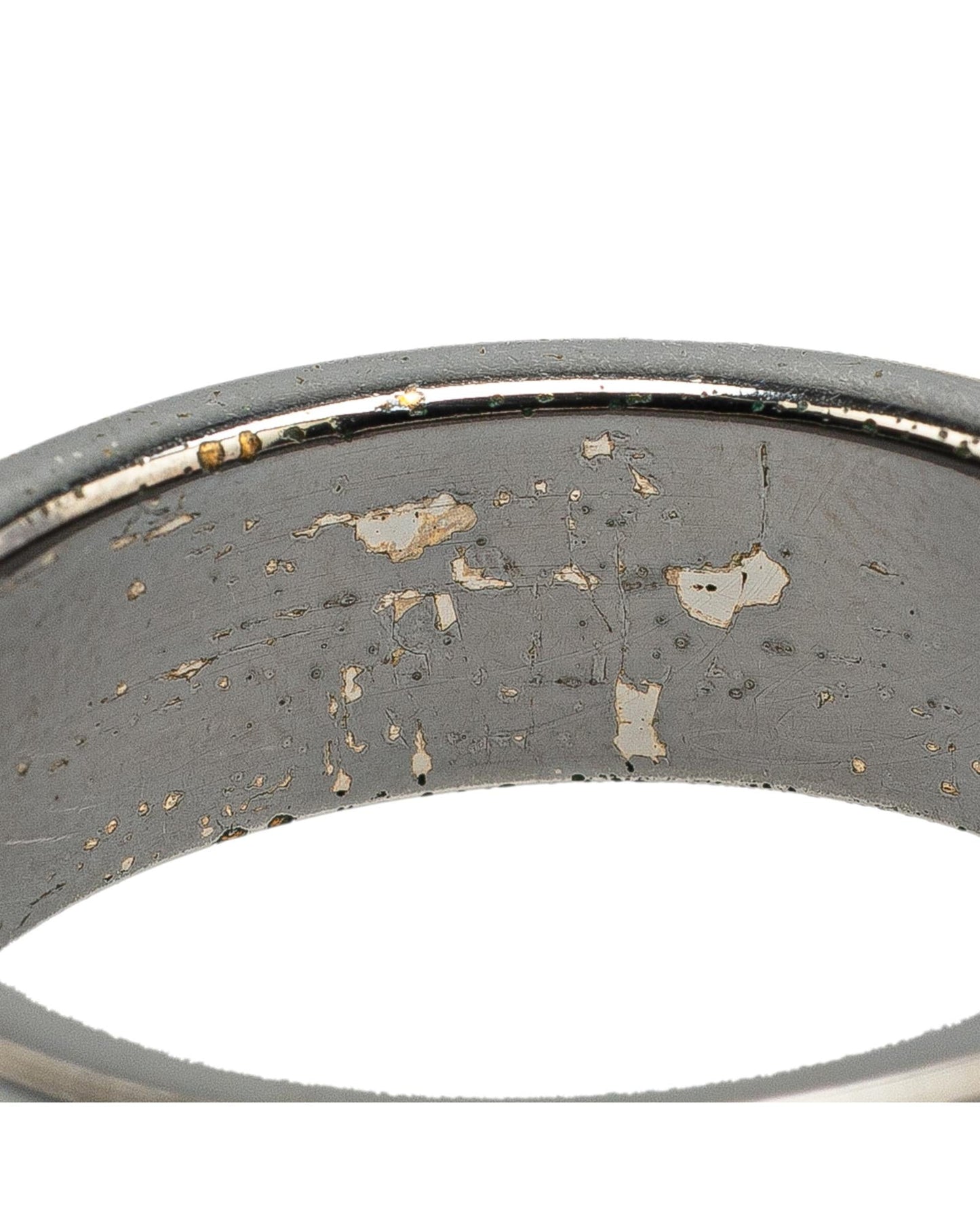 Enamel and Silver Tone Plated Metal Ring