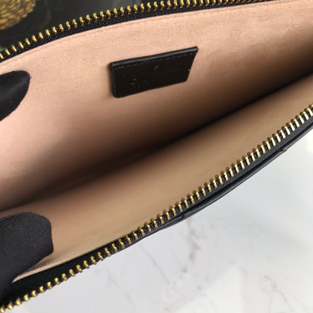 GC247  12x7.9inch