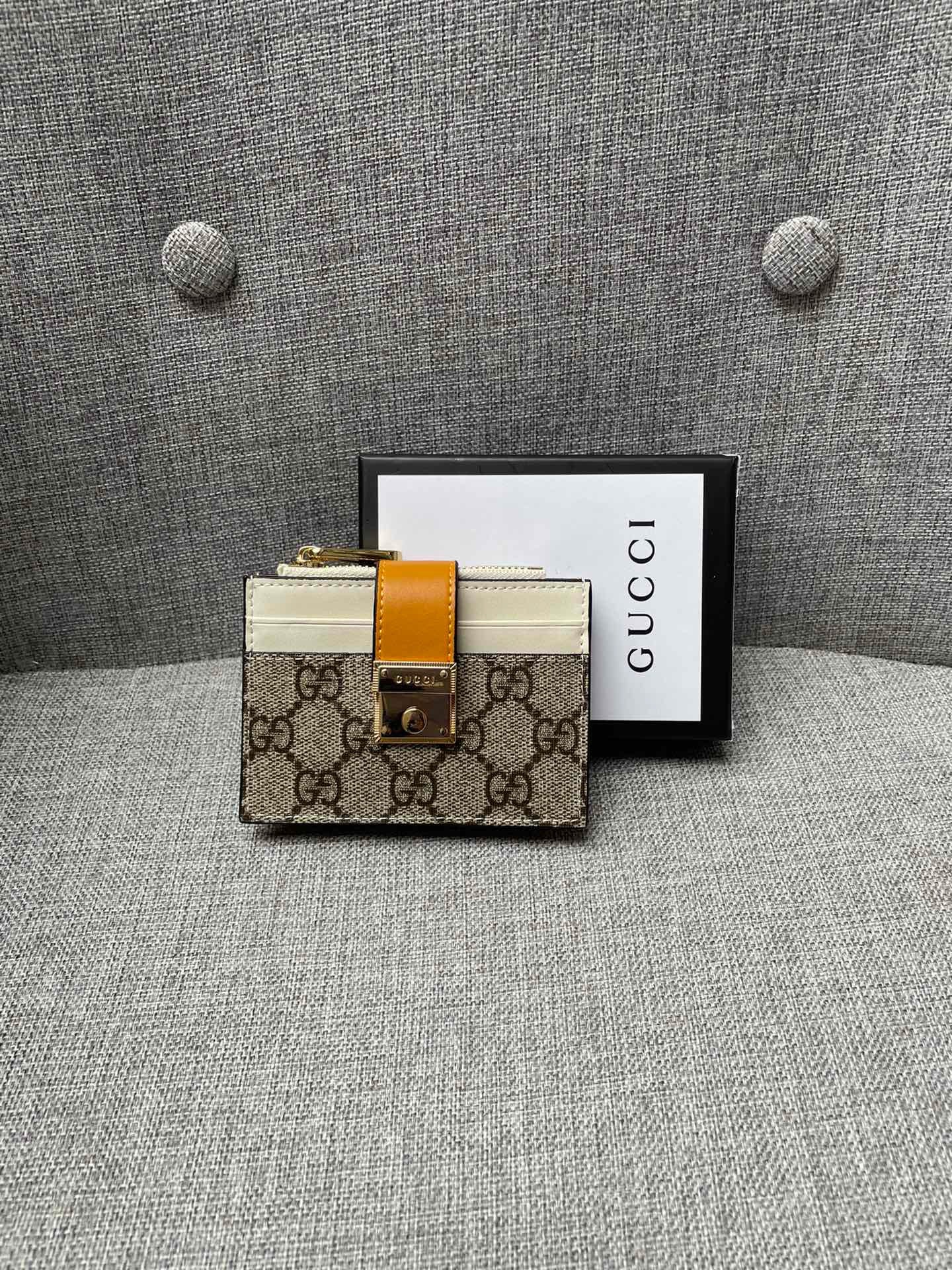 GC344   4.1x2.9x1inch
