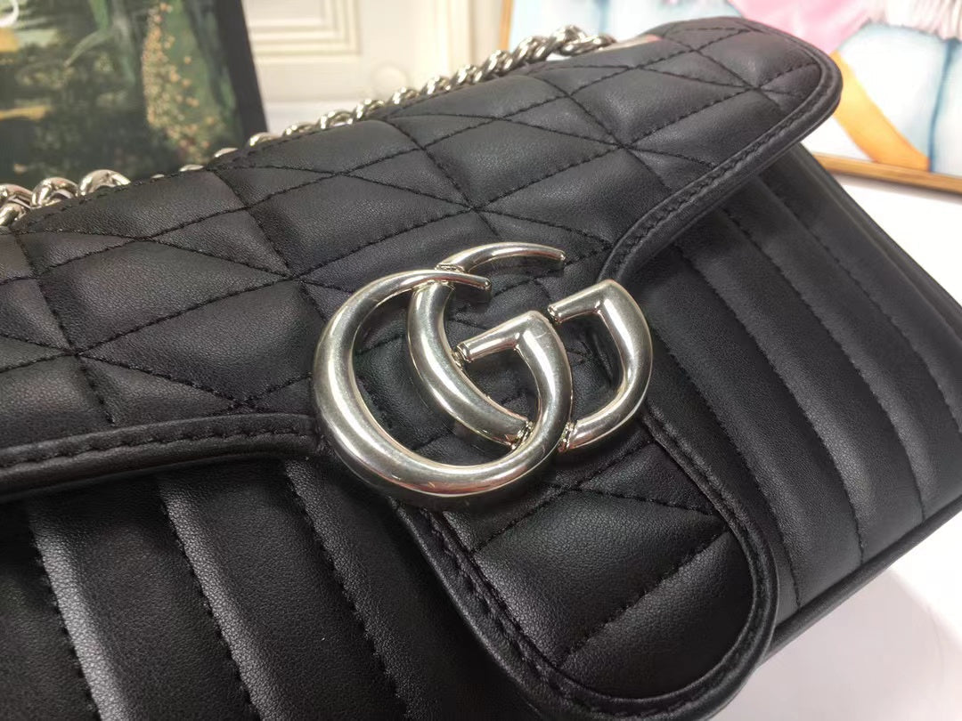 GC350  S: 8.7x5.1x2.4inch   M: 10.2x5.9x2.8inch