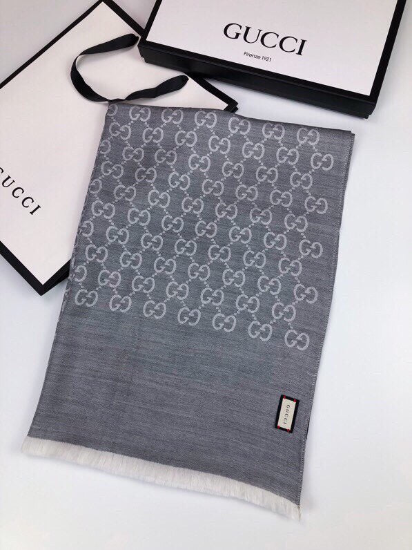 CLTH228  48x200cm    82%Cashmere,14%Polyester,4%Chemical Fiber