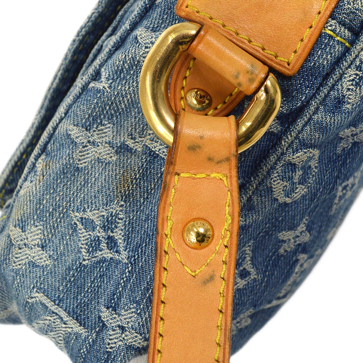 LOUIS VUITTON 2007 CAMERA BAG M95348