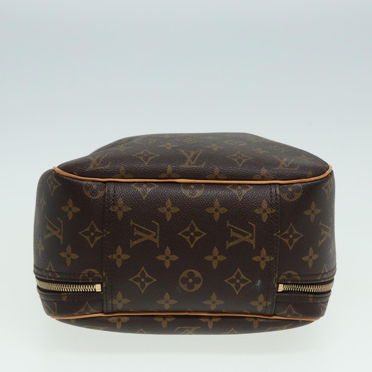 Louis Vuitton Excursion  Canvas Handbag