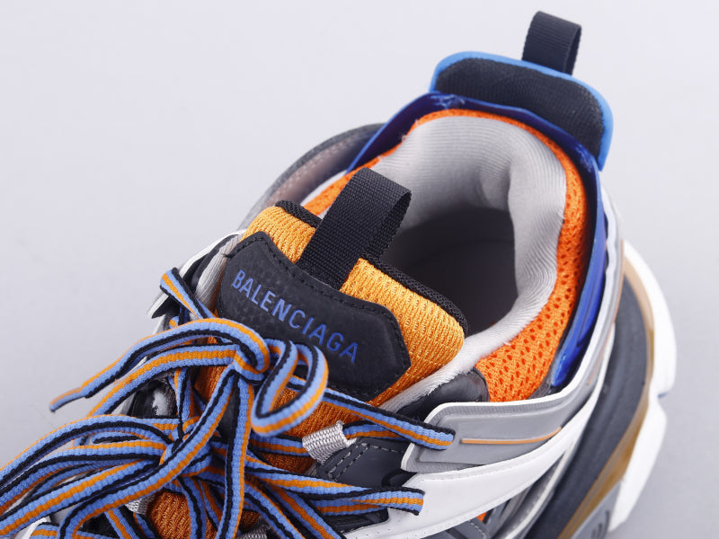 GLM - Bla Track Three Generations Sneaker