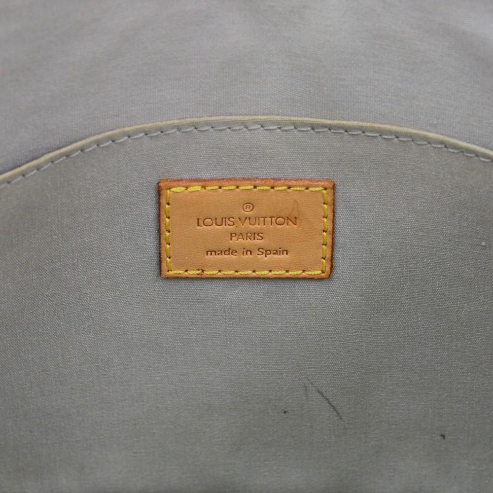 Louis Vuitto Maple Drive Handbag