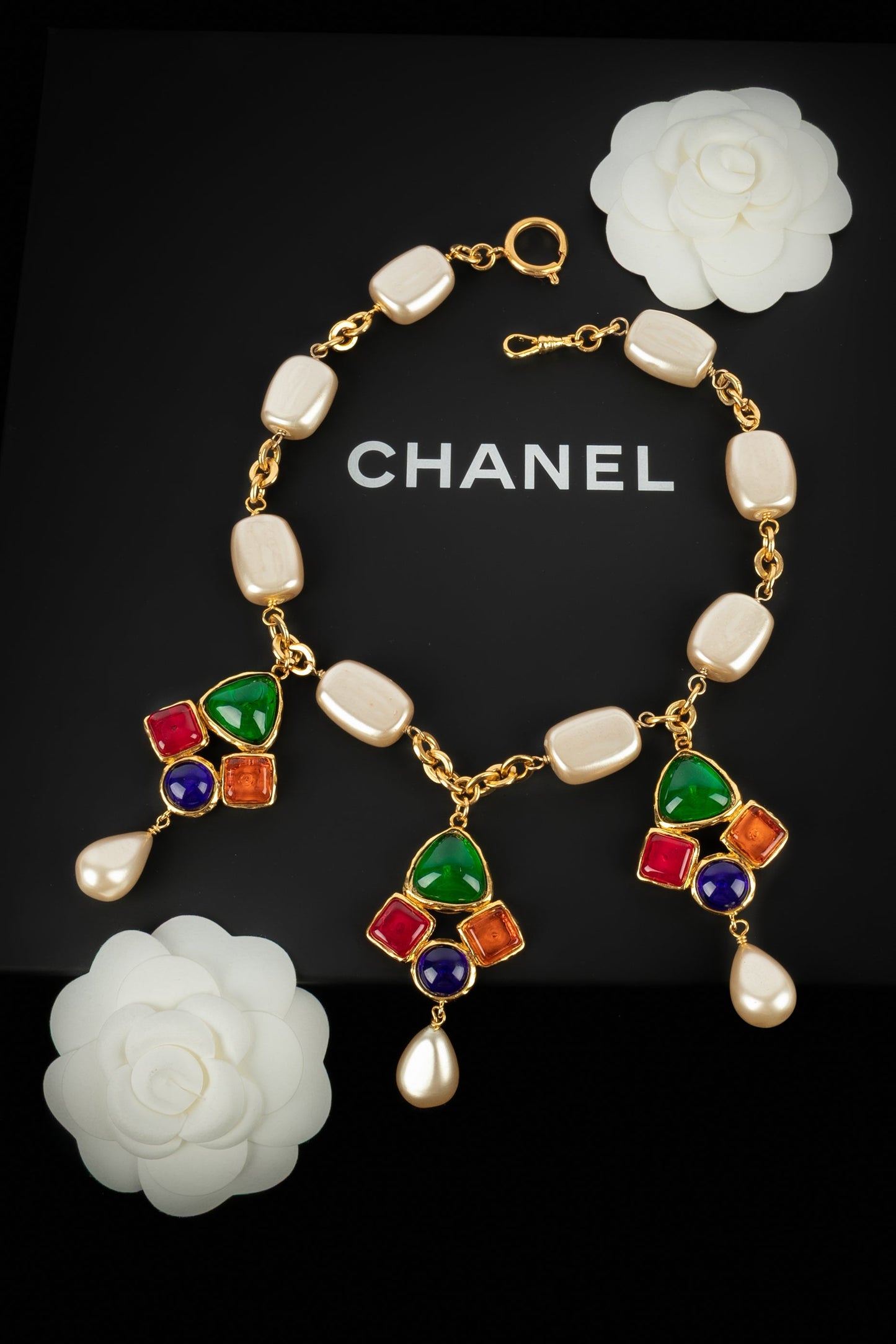 Collier pendentif Chanel