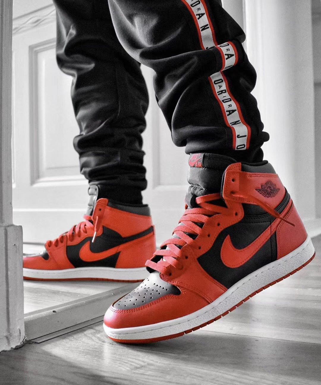 GLM - AJ1 Invert black and red