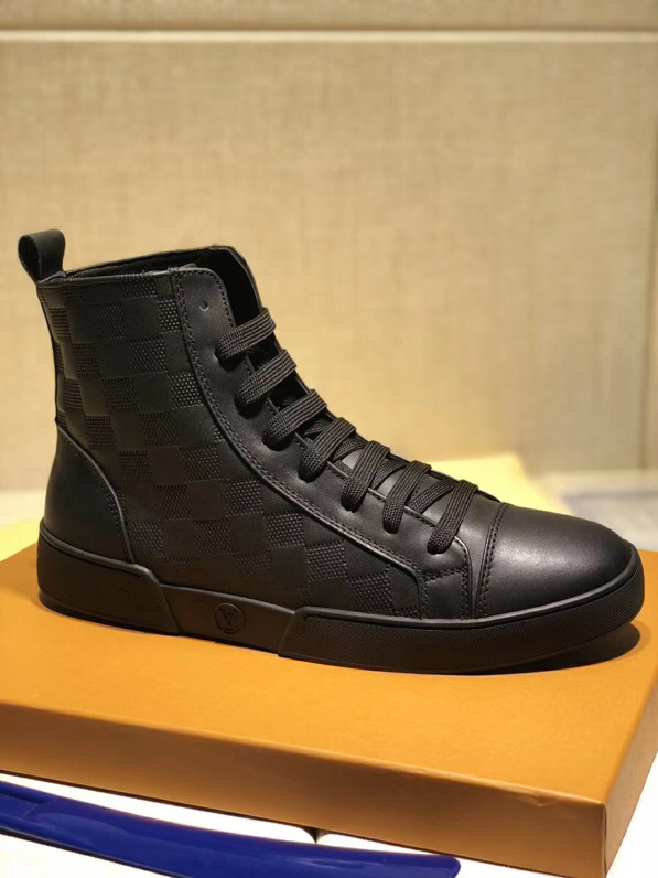 GLM - Top Quality Luv Sneaker 068