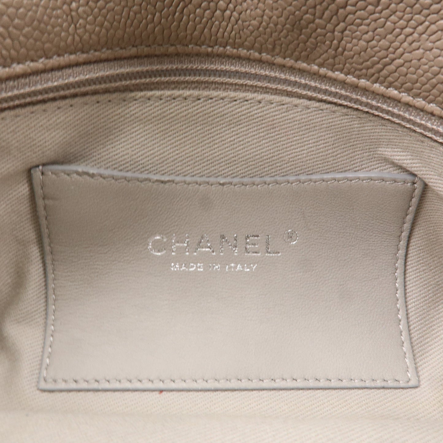 CHANEL Matelasse Mademoiselle Caviar Skin Chain Hand Bag A50556