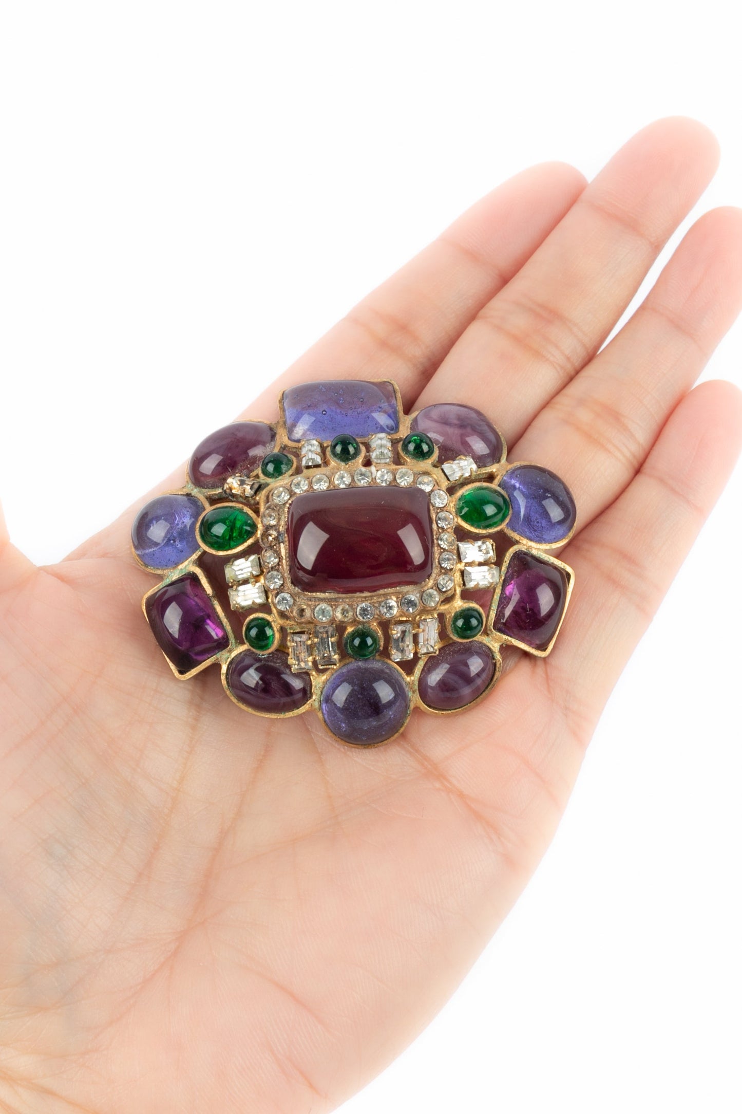 Broche en pÃ¢te de verre Chanel