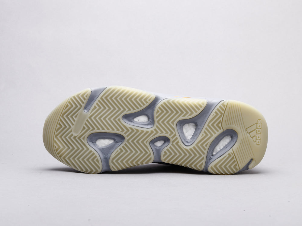 GLM - Yzy 700 Inertia 2.0 Sneaker