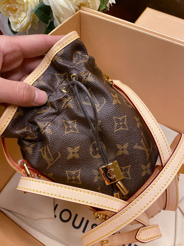 LOV2 Bags - Fashion Bags  2698