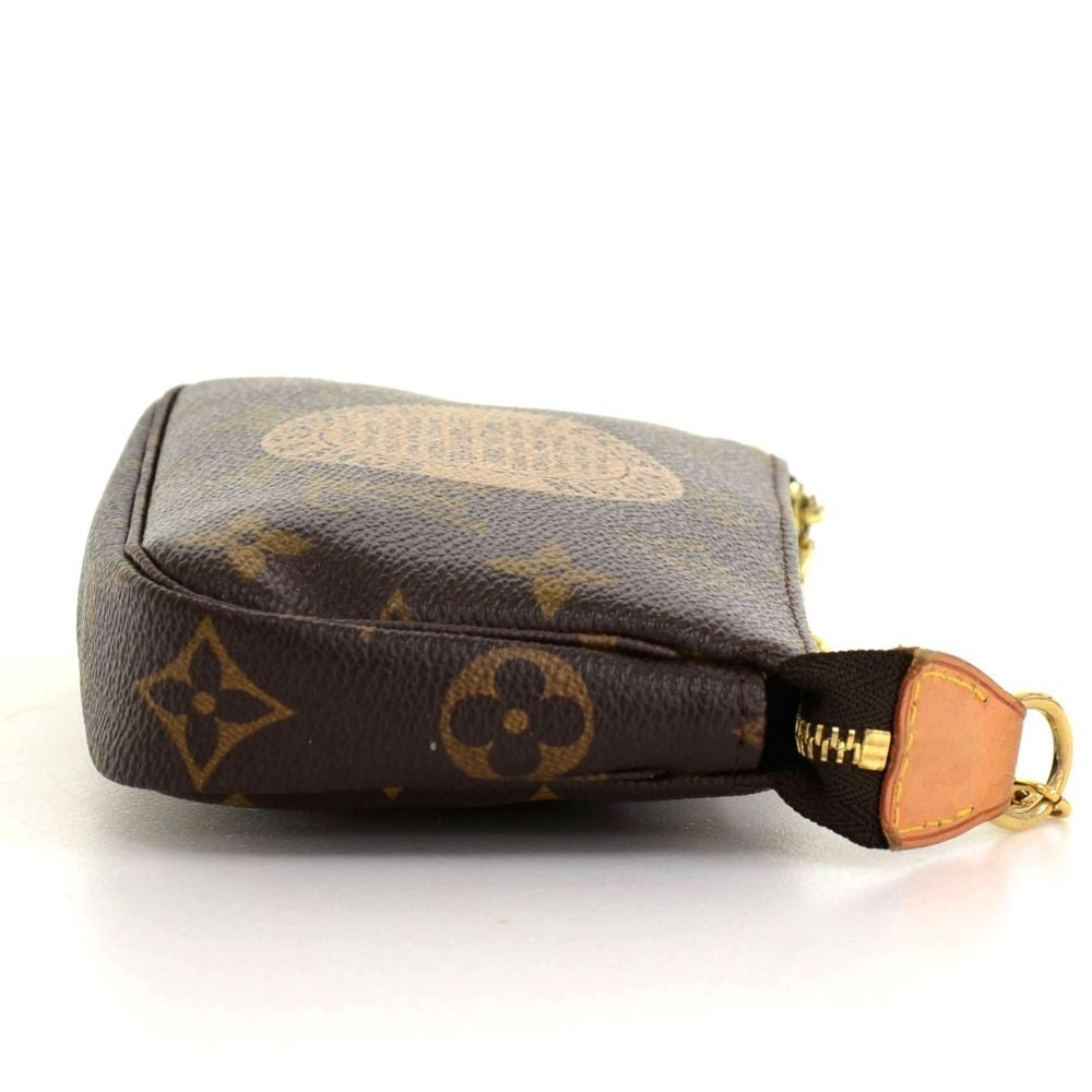 Louis Vuitto Mini Pochette