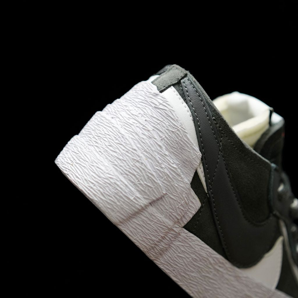 GLM - Sacai x Blazer Low Black & White