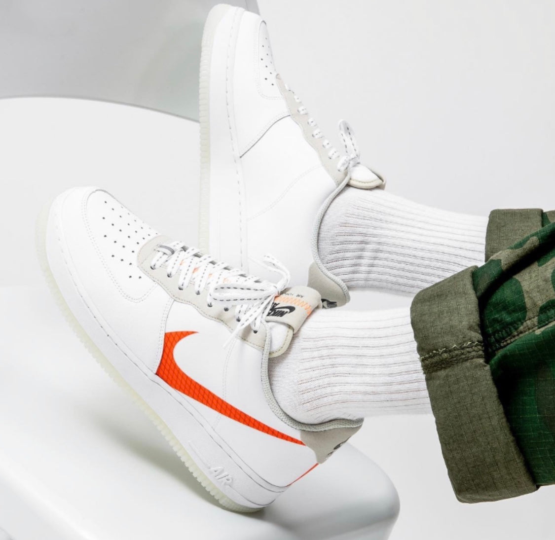 GLM - AF1 luminous white orange