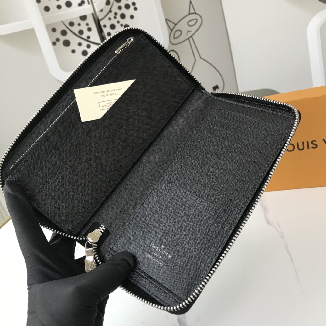 GLM - Top Quality Wallet LUV 010