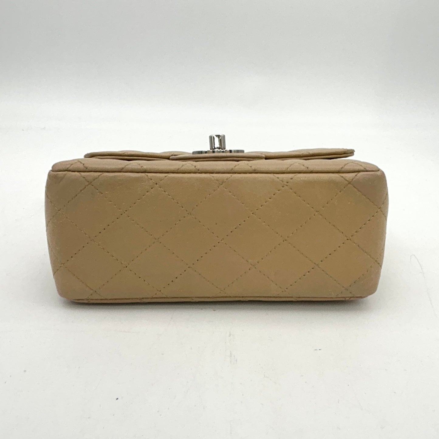 Chanel Beige Quilted Lambskin WD299559