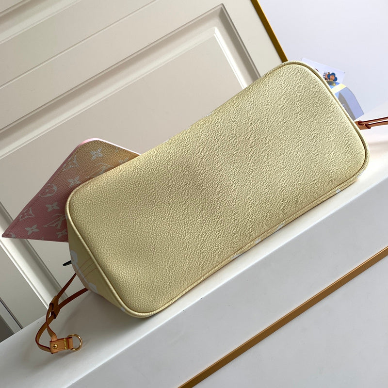 Satchel Bags - GUC Bags - 1956