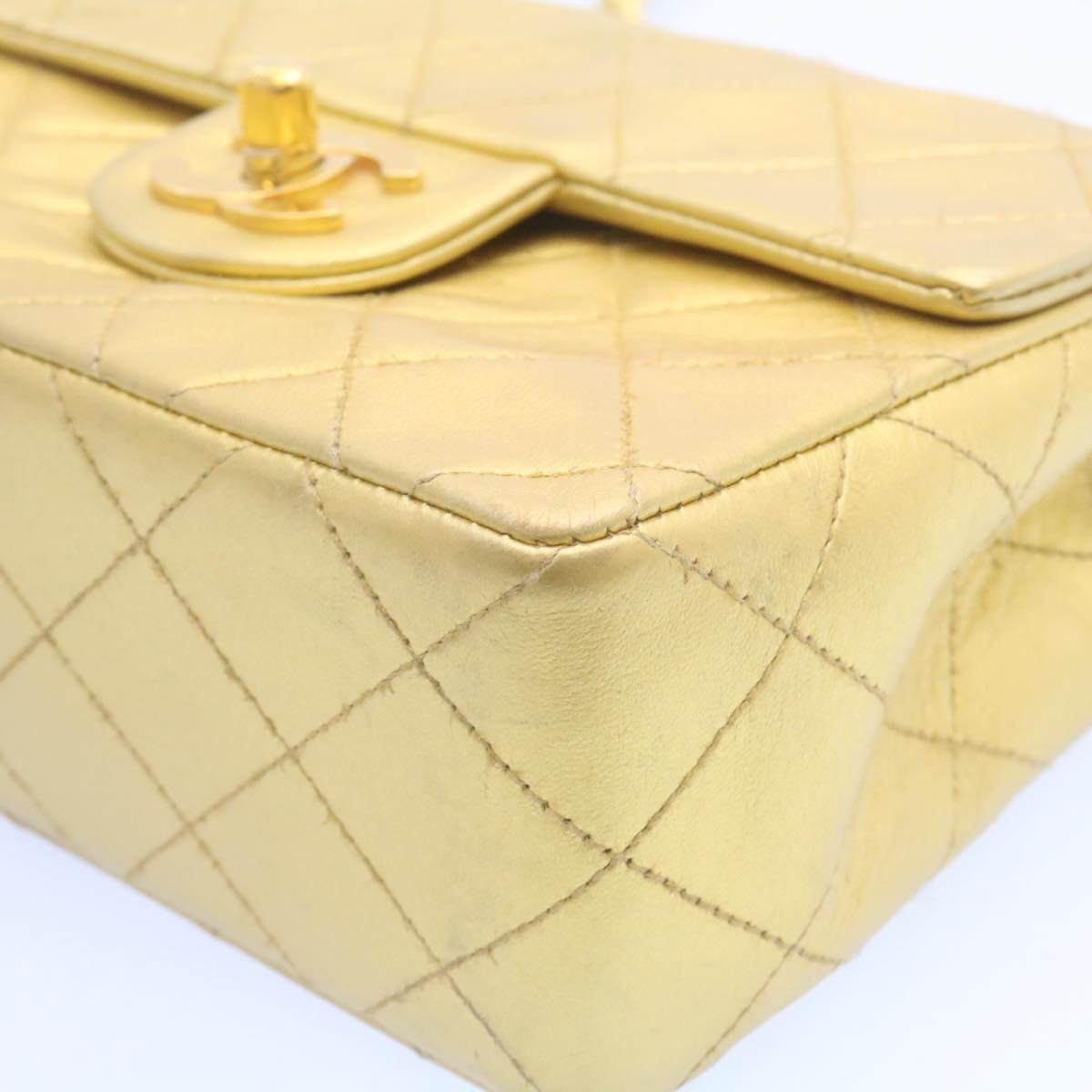 CHANEL Matelasse Chain Flap Shoulder Bag Leather Gold CC 25305A