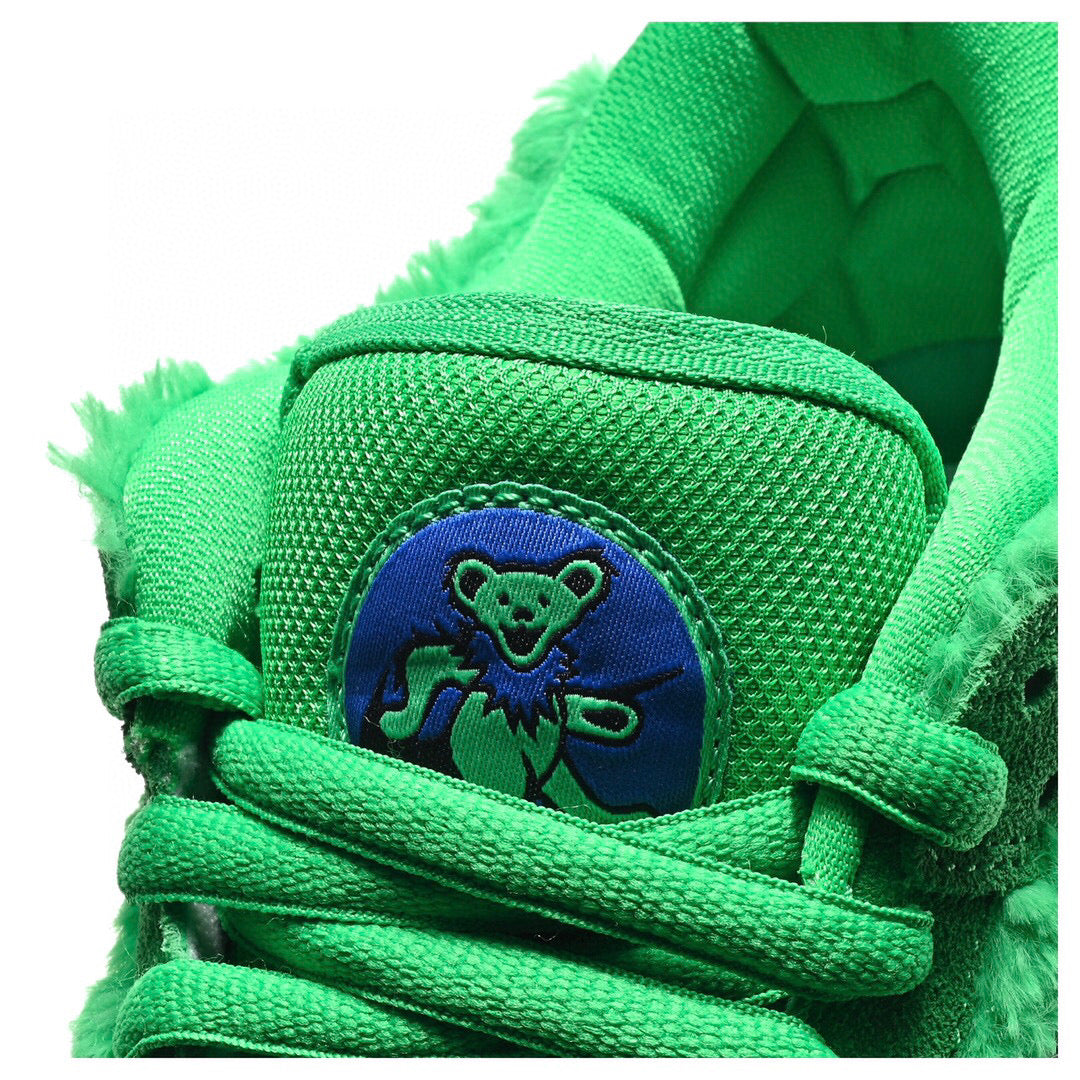 GLM - NKE Dancing bear green