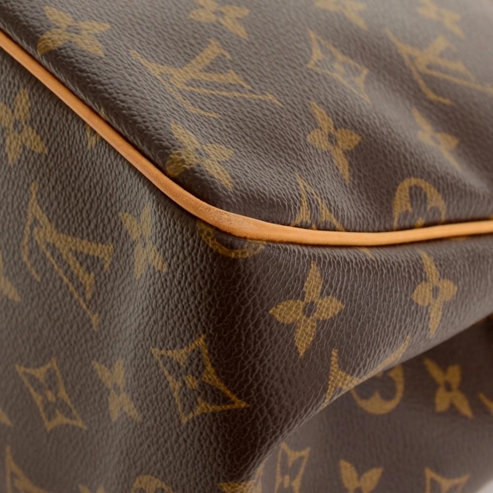 Louis Vuitto Batignolles Monogram Canvas Handbag