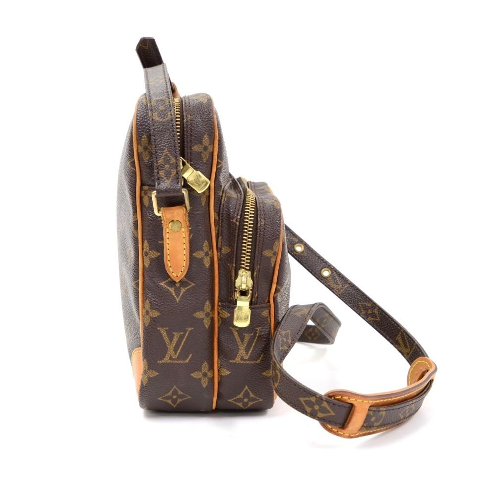Louis Vuitto Amazone Monogram Canvas Messenger Bag