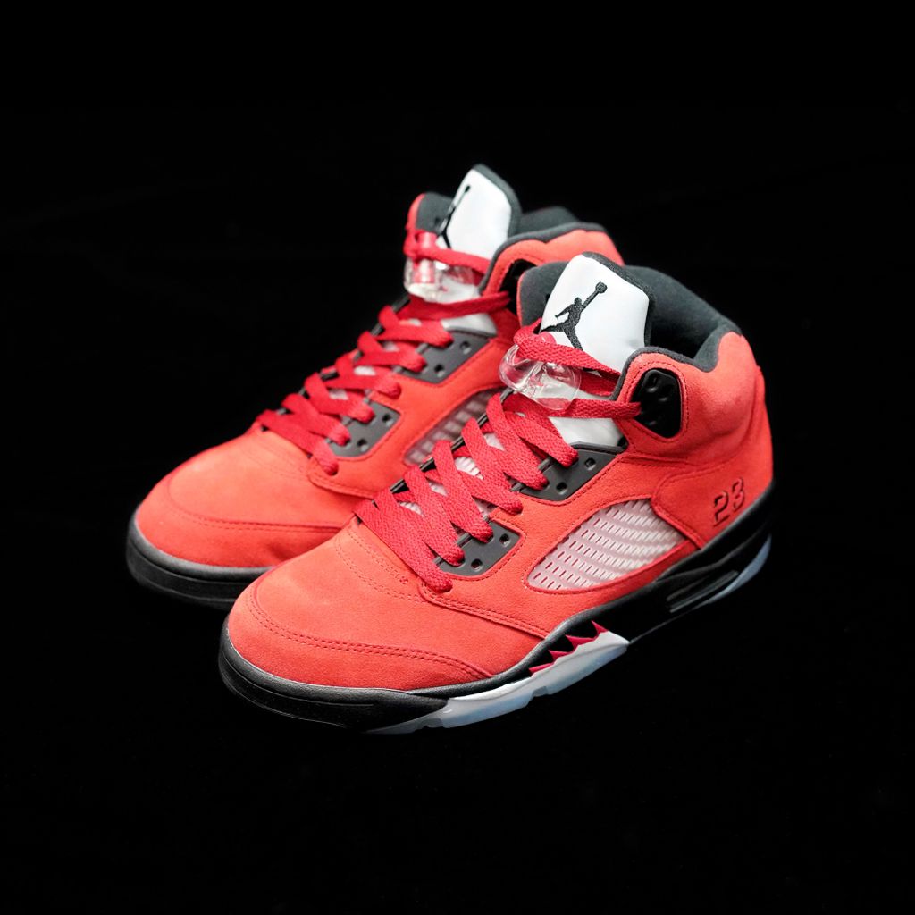 GLM - AJ5 Angry Bull