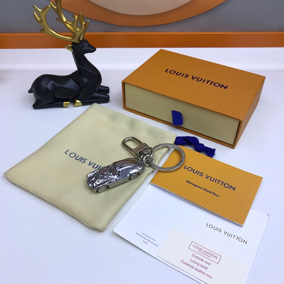 GLM - Top Quality Keychains LUV 042