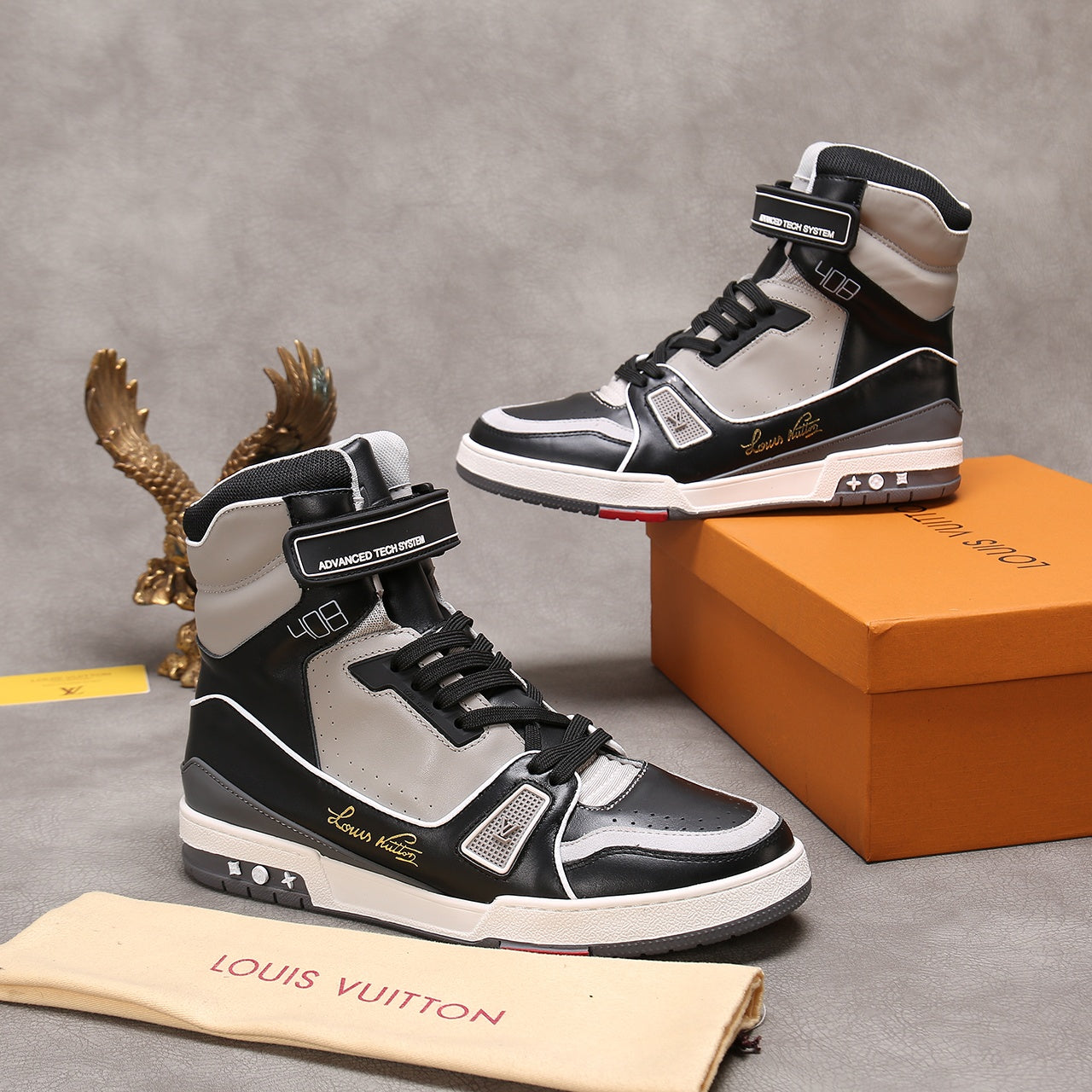 GLM - LUV Traners Inspired Black Gray Sneaker