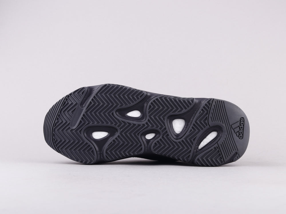 GLM - Yzy 700 Vanta Sneaker