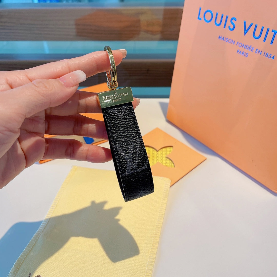 GLM - Top Quality Keychains LUV 031