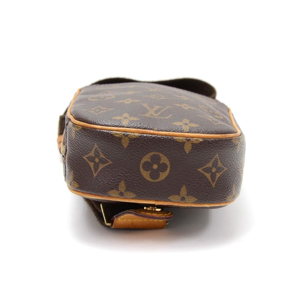 Louis Vuitto Pochette Gange Monogram Canvas Messenger Bag