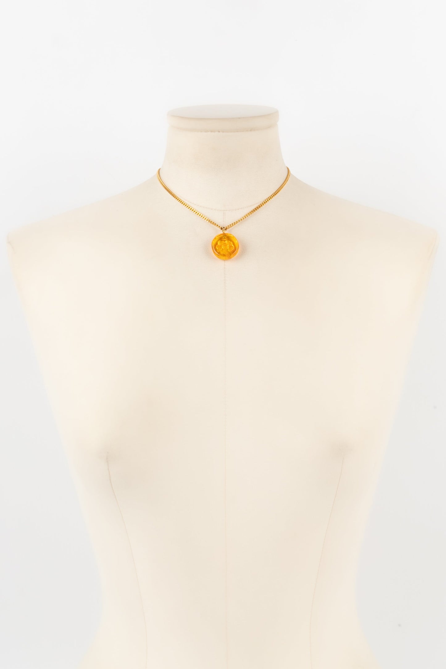 Collier camÃƒÆ’Ã‚Â©lia Chanel