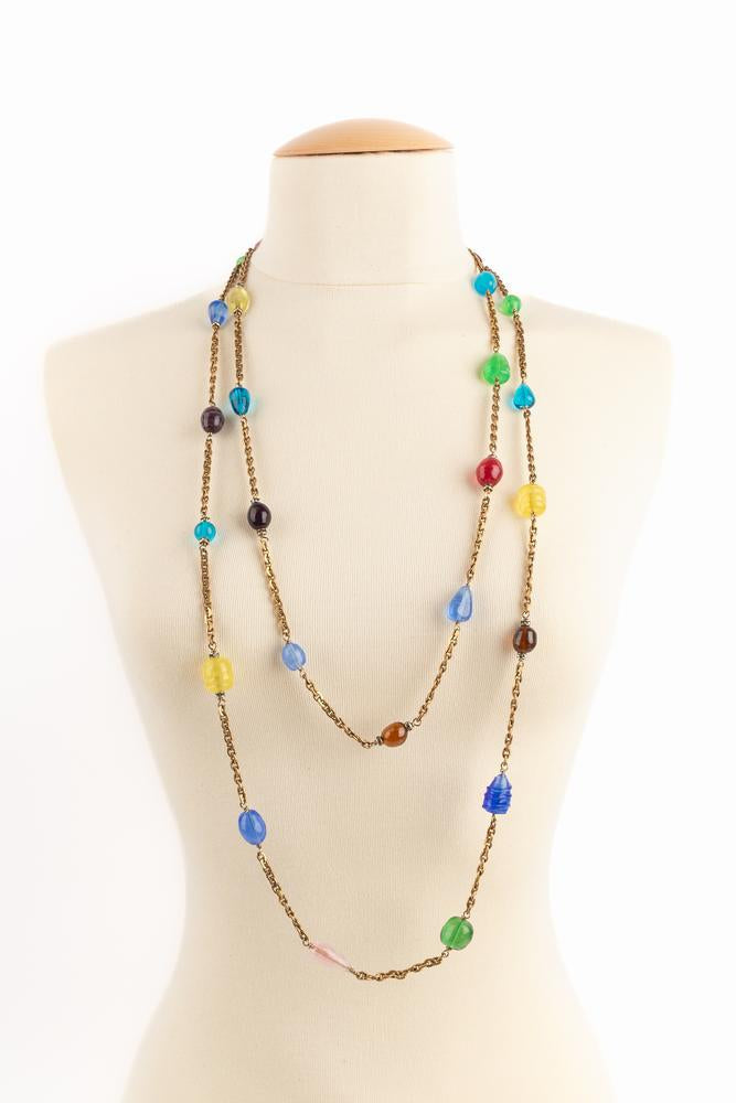 Long collier de perles Chanel