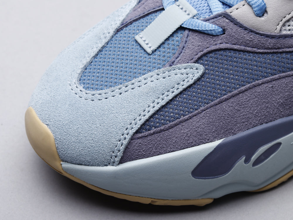 GLM - Yzy 700 Carbon Blue Sneaker