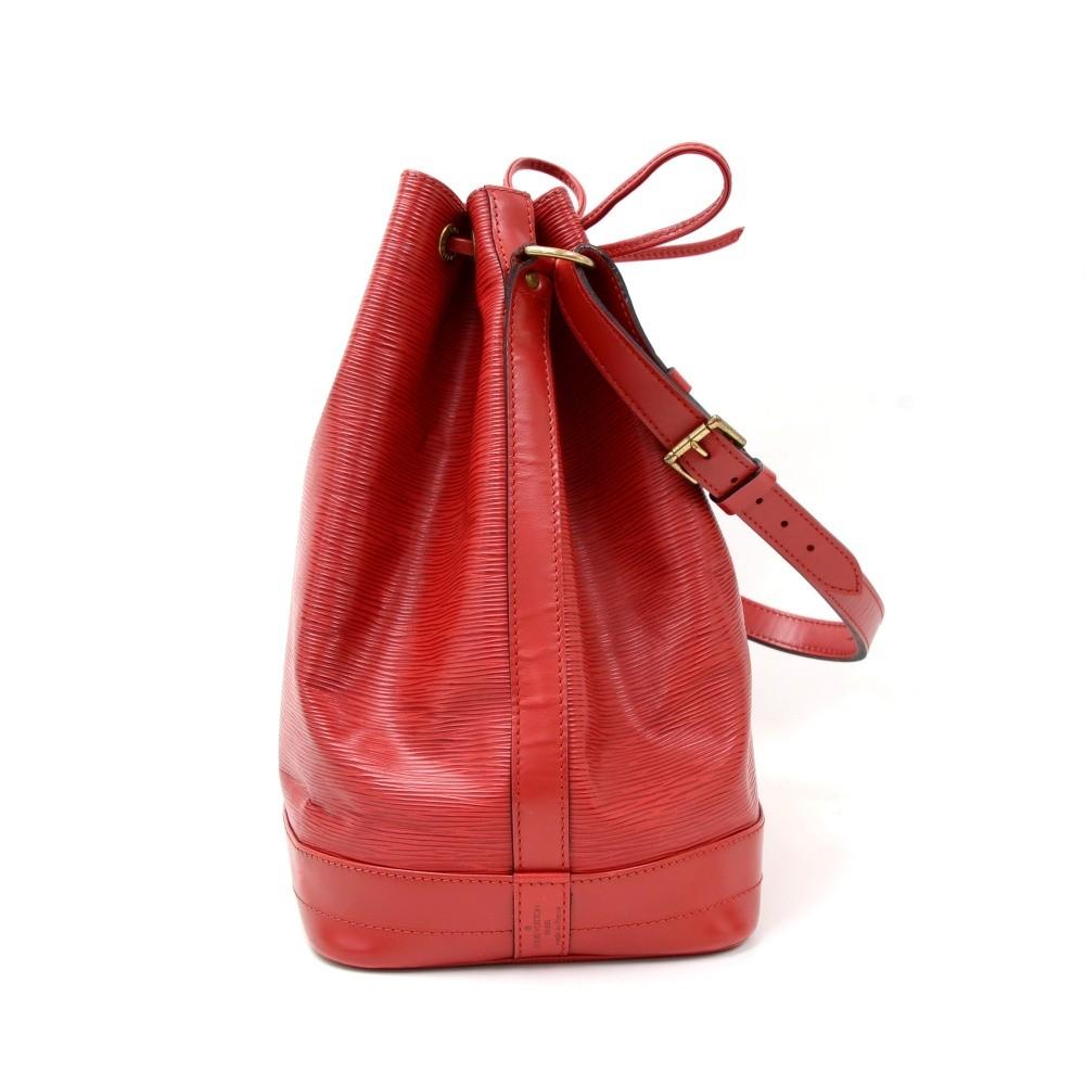 Louis Vuitto Noe Large Epi Leather Shoulder Bag