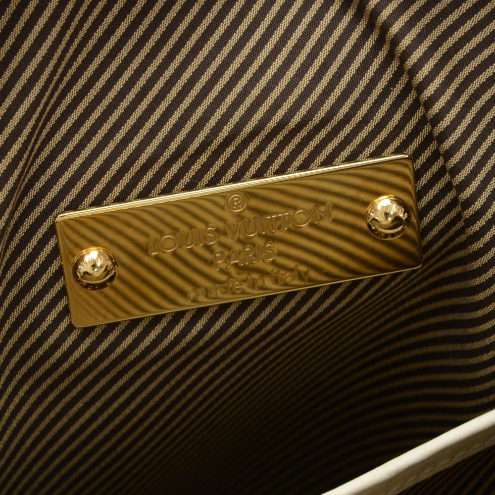Louis Vuitto Off White Leather Messenger Bag