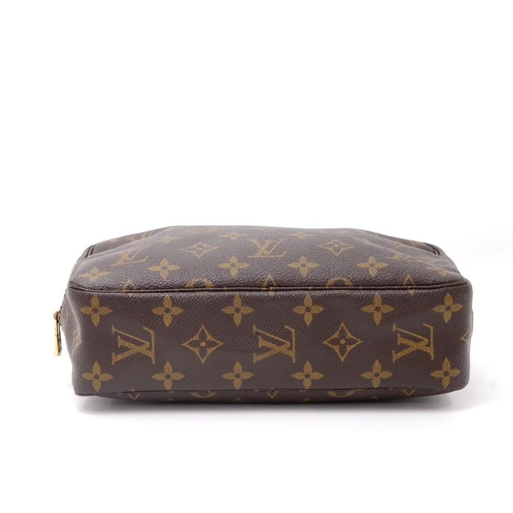 Louis Vuitto Trousse Toilette 23 Monogram Canvas Cosmetic Pouch