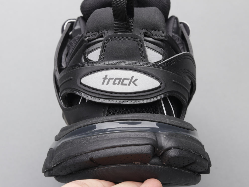 GLM - Bla Track Generation DV Sneaker