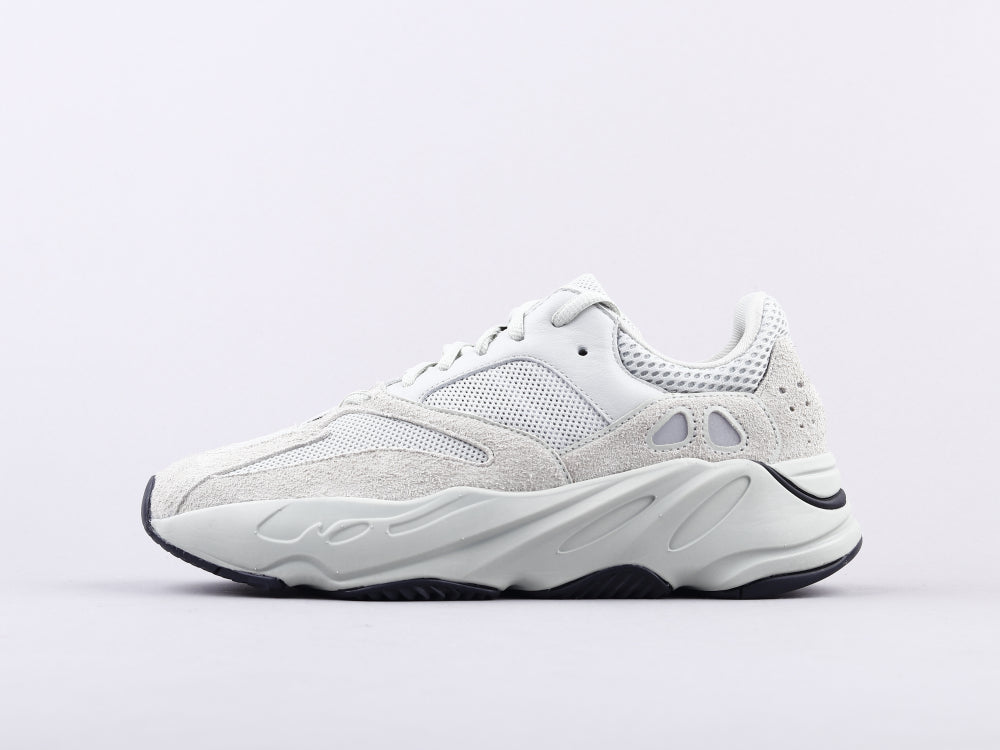 GLM - Yzy 700 Salt Sneaker