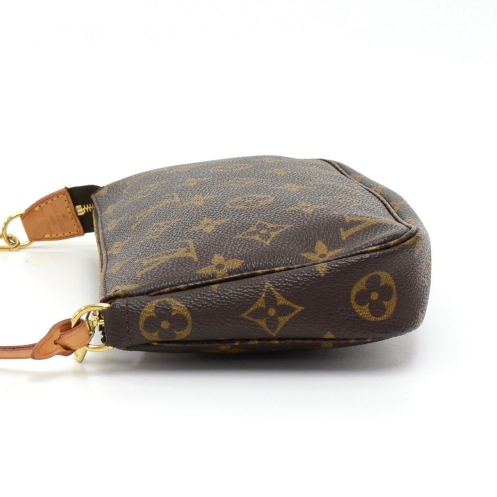Louis Vuitto Pochette Accessoires Monogram Canvas Evening Bag