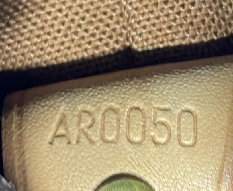 Louis Vuitton Cabas Mezzo Monogram Canvas
