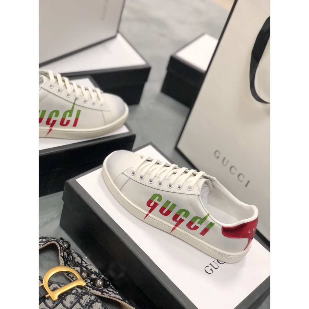 GLM-GCI  Ace with Blade Sneaker 088