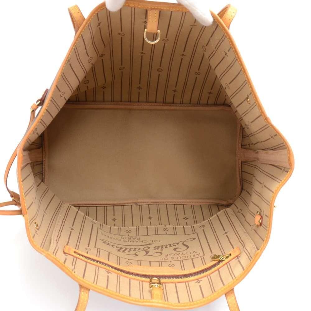 Louis Vuitto Neverfull MM Monogram Canvas Shoulder Bag