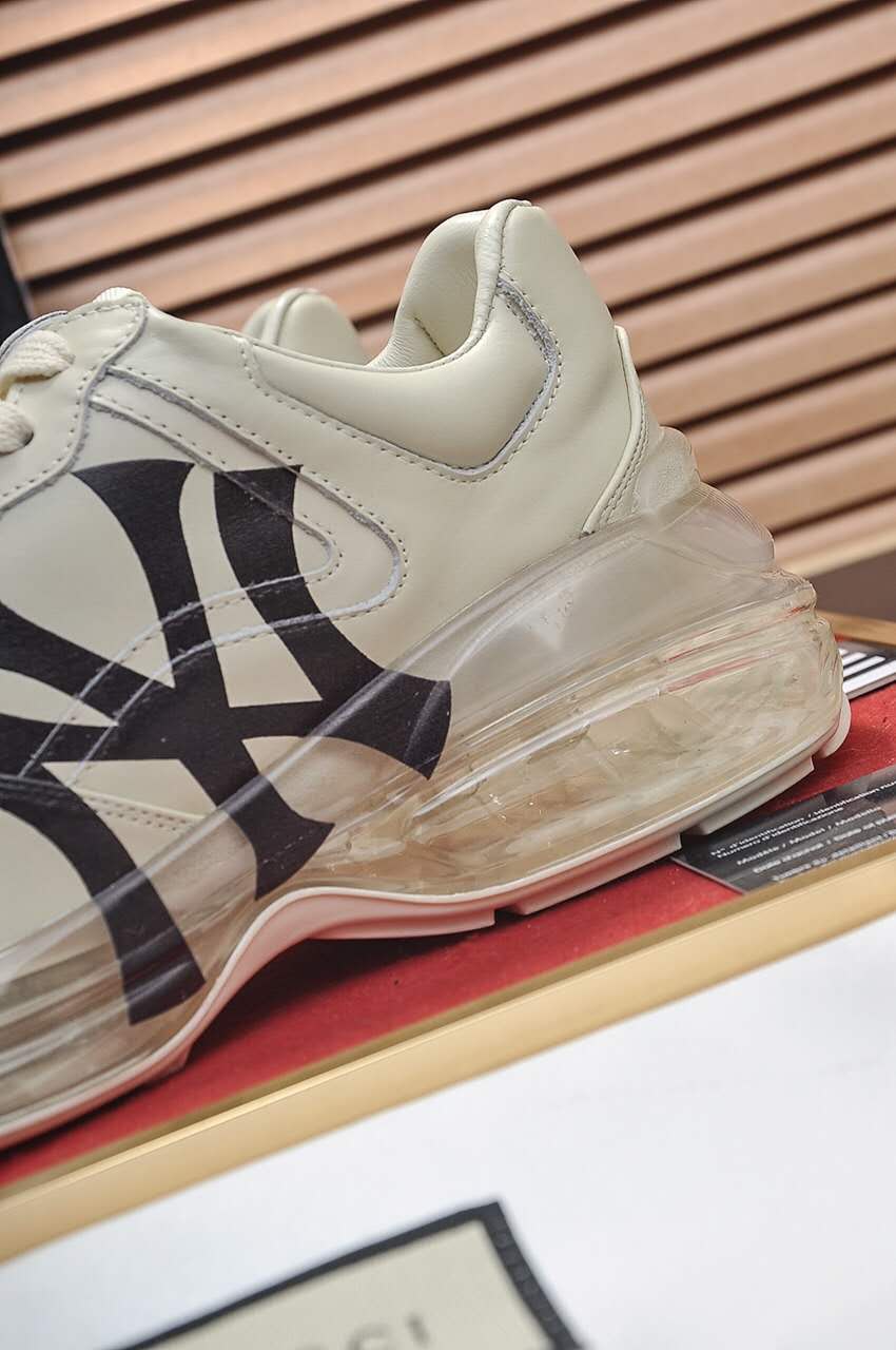 GLM-GCI  Rhyton Chunky NY Sneaker 062