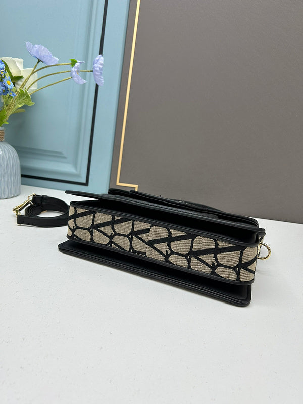 GLM - VEL Bags - 166