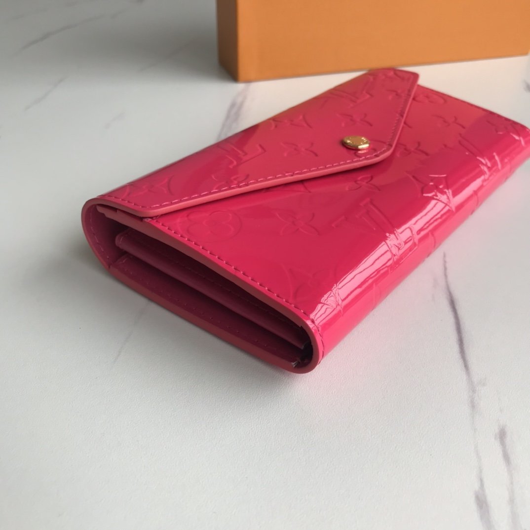 GLM - Top Quality Wallet LUV 004