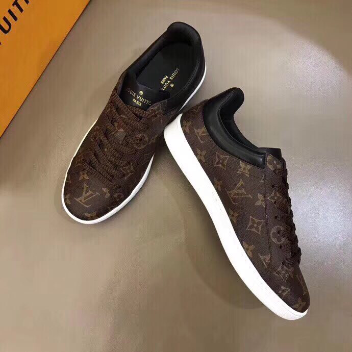 GLM - Top Quality Luv Sneaker 061