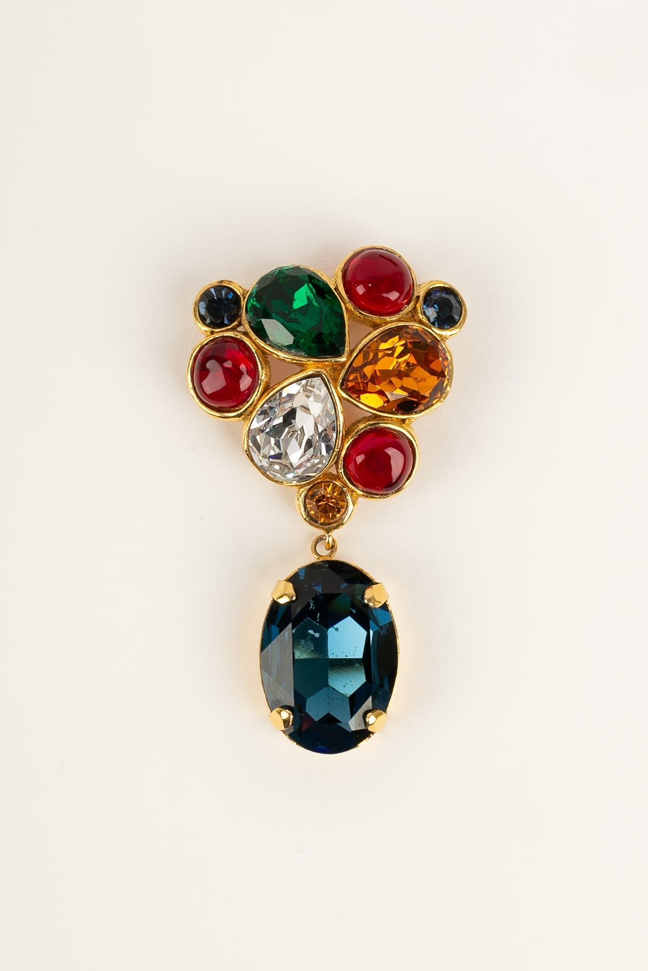 Broche strassÃƒÆ’Ã‚Â©e Chanel