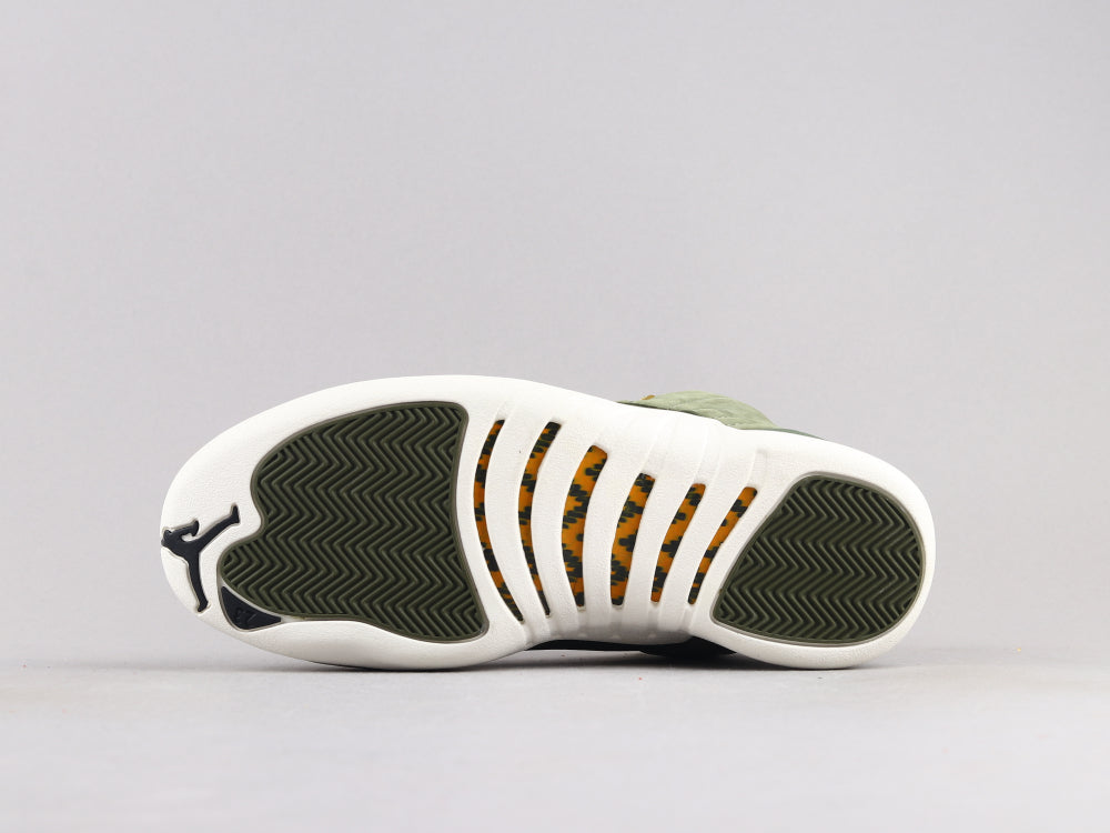 GLM - AJ12 CP3 Paul